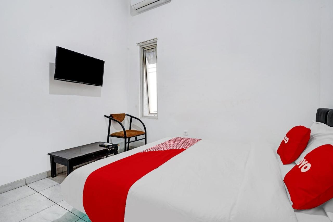 Oyo 1932 Srimahi Residence Bandung Dış mekan fotoğraf