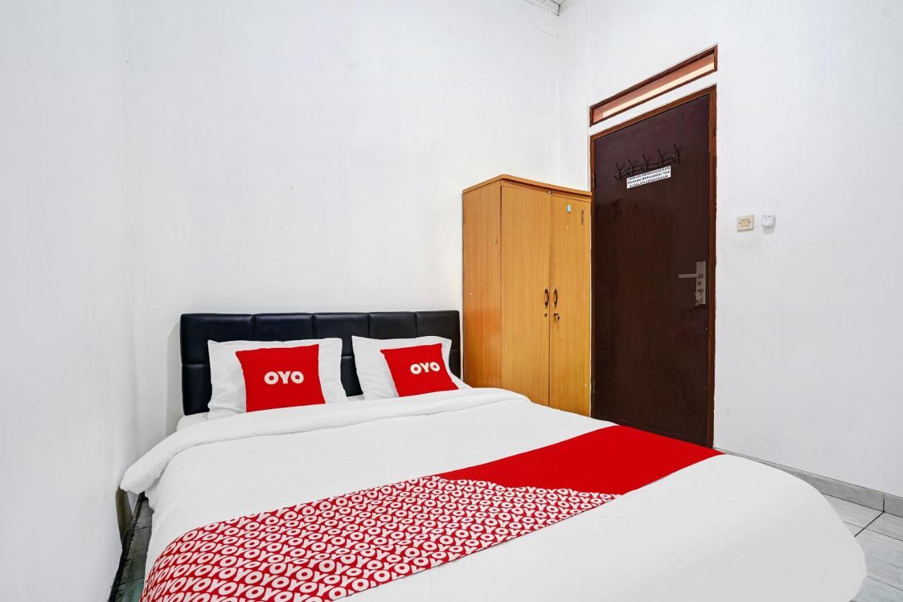 Oyo 1932 Srimahi Residence Bandung Dış mekan fotoğraf